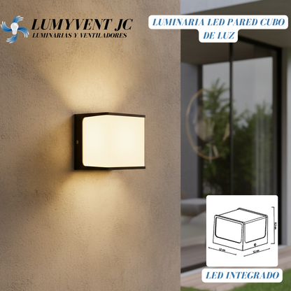 ADE-041 – LUMINARIA LED PARED CUBO DE LUZ ALUMINIO EXTERIOR IP65 8W 570LM BLANCO CÁLIDO 3000K
