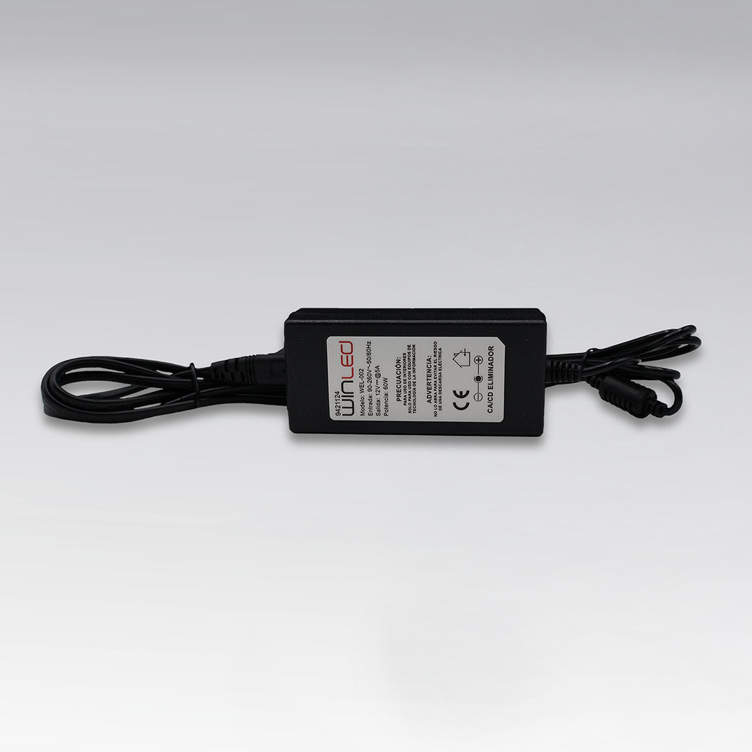WEL-002 ELIMINADOR DE VOLTAJE CD 12V A 5AMP INTERIOR